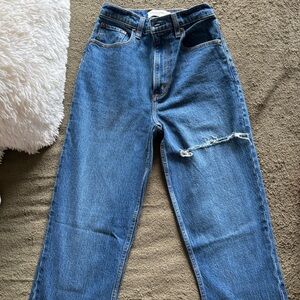 Women’s Abercrombie And Fitch Jeans